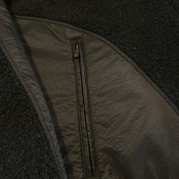 Lululemon go cozy jacket in black - Picture 7 of 9